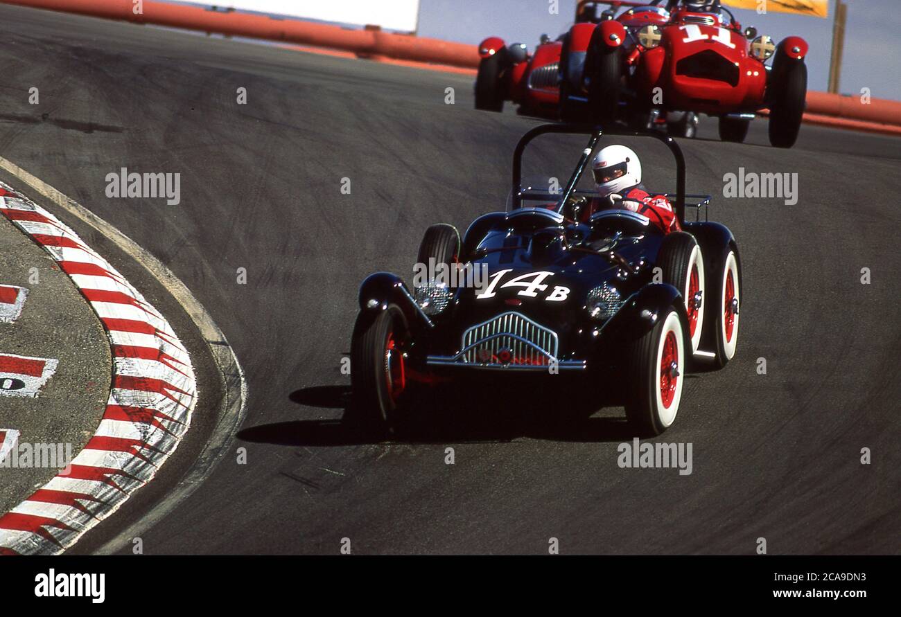 Allard J2 alle corse automobilistiche 1990 Monterey Historic a Laguna Seca California USA Foto Stock