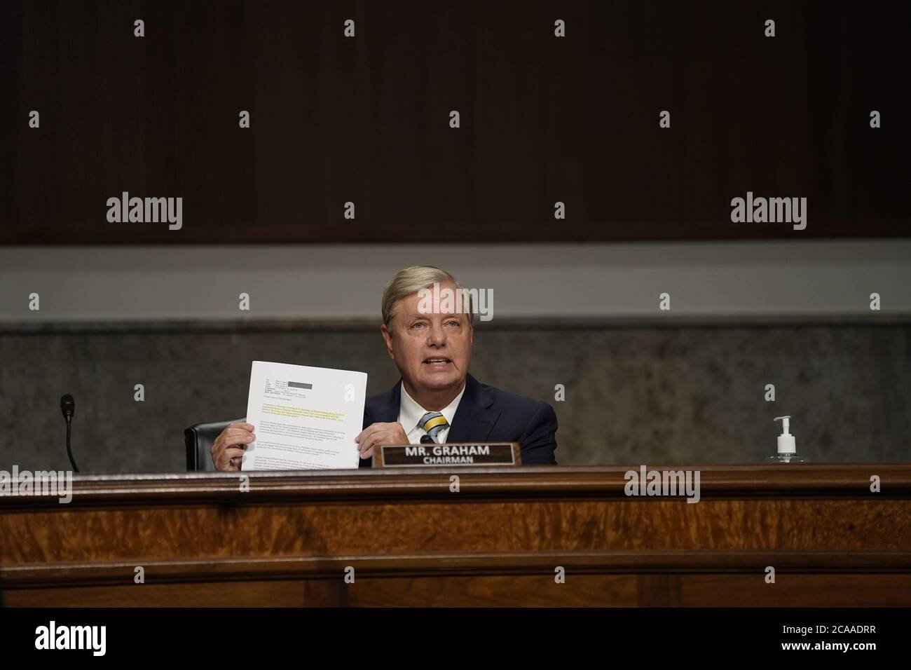 Il senatore degli Stati Uniti Lindsey Graham (repubblicano della Carolina del Sud), presidente del Comitato giudiziario del Senato degli Stati Uniti, interviene durante un'audizione di supervisione della commissione su Capitol Hill a Washington, mercoledì 5 agosto 2020, per esaminare l'indagine sull'uragano Crossfire. Credit: Carolyn Kaster/Pool via CNP | utilizzo in tutto il mondo Foto Stock