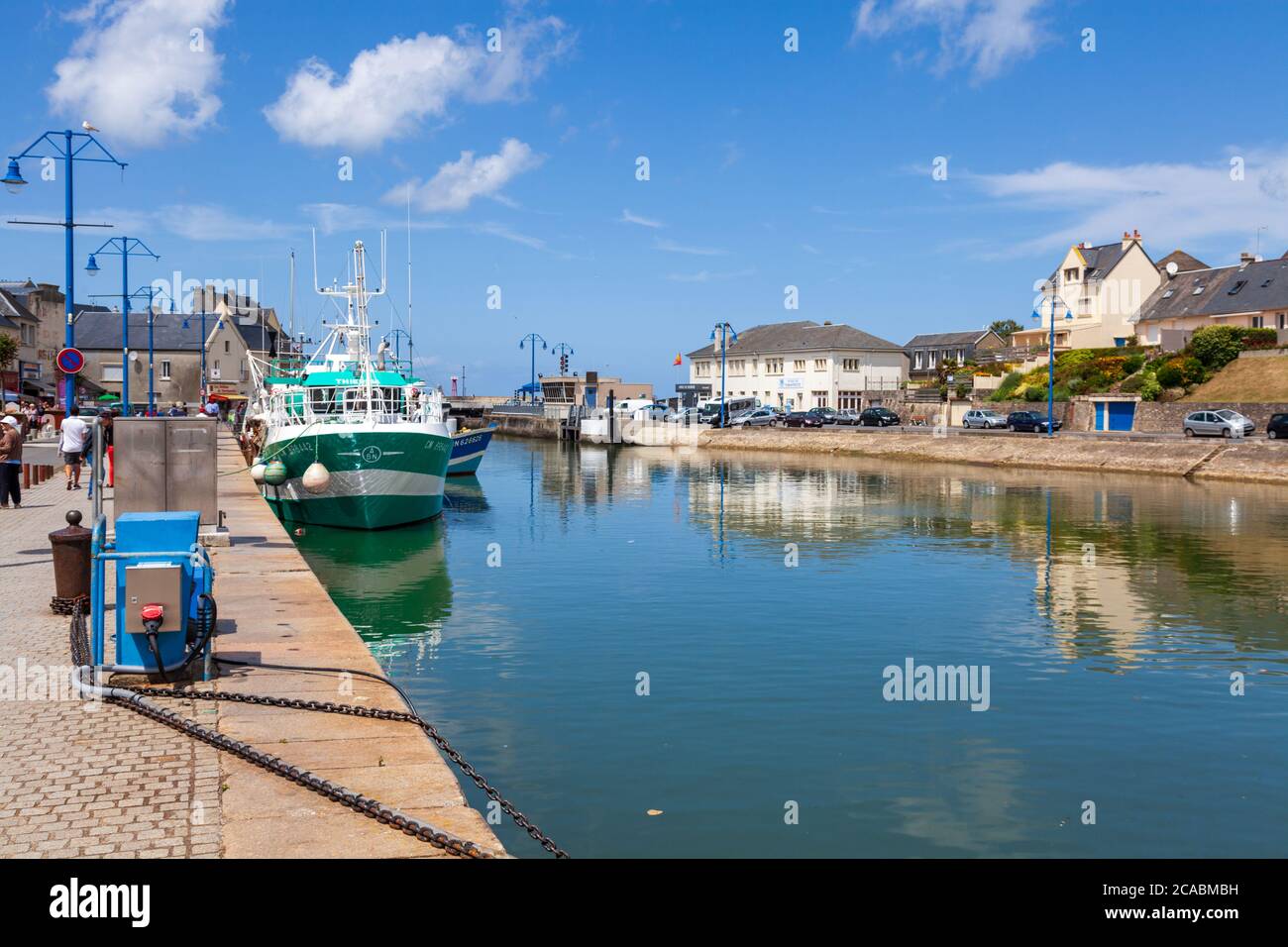 Il grazioso villaggio di pescatori di Port-en-Bessin, Normandia, Francia Foto Stock