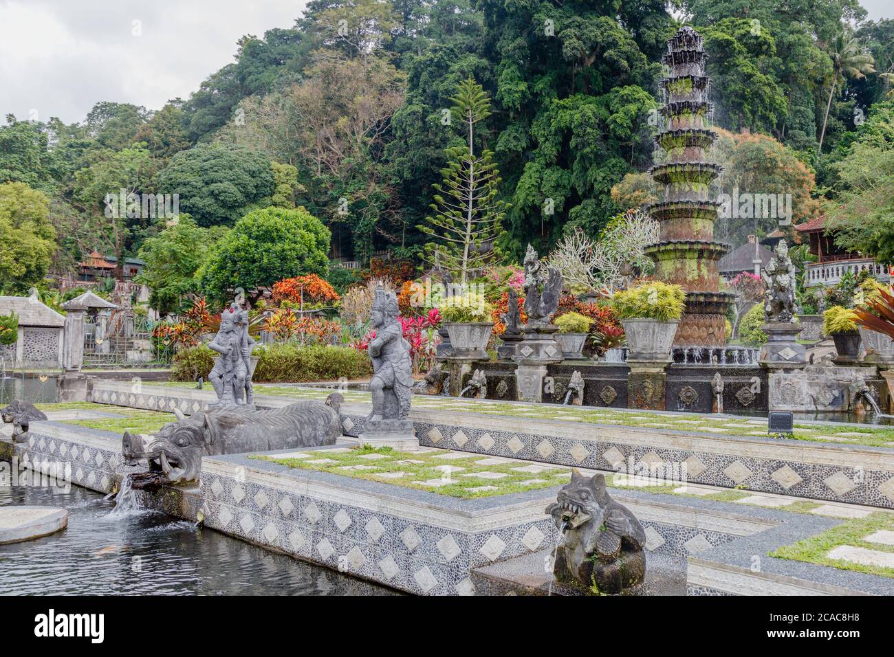 Tirta Gangga Water Palace (Taman Tirtagangga), ex palazzo dei re a Karangasem, Bali, Indonesia Foto Stock