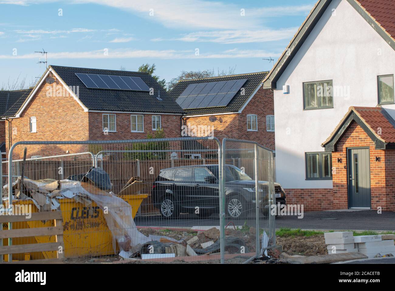 Cantiere. Nuovo alloggio, posizione rurale. Suburbanizzazione. Espansione suburbana. Norfolk. Anglia orientale. Inghilterra. REGNO UNITO. 2020. Foto Stock