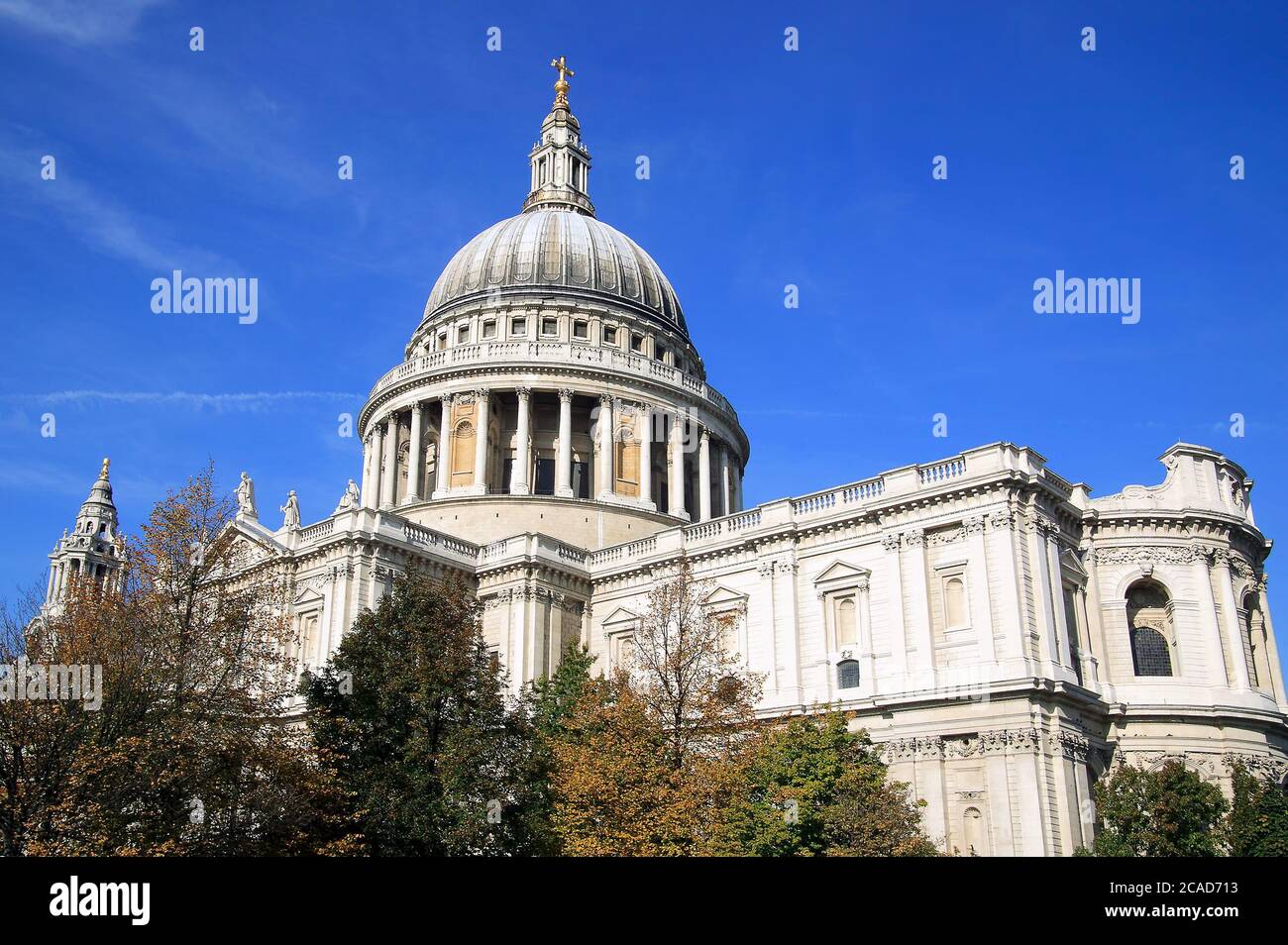 Cattedrale di St Paul Londra Inghilterra costruita da Sir Christopher Wren, una popolare destinazione turistica punto di riferimento della città stock pho Foto Stock