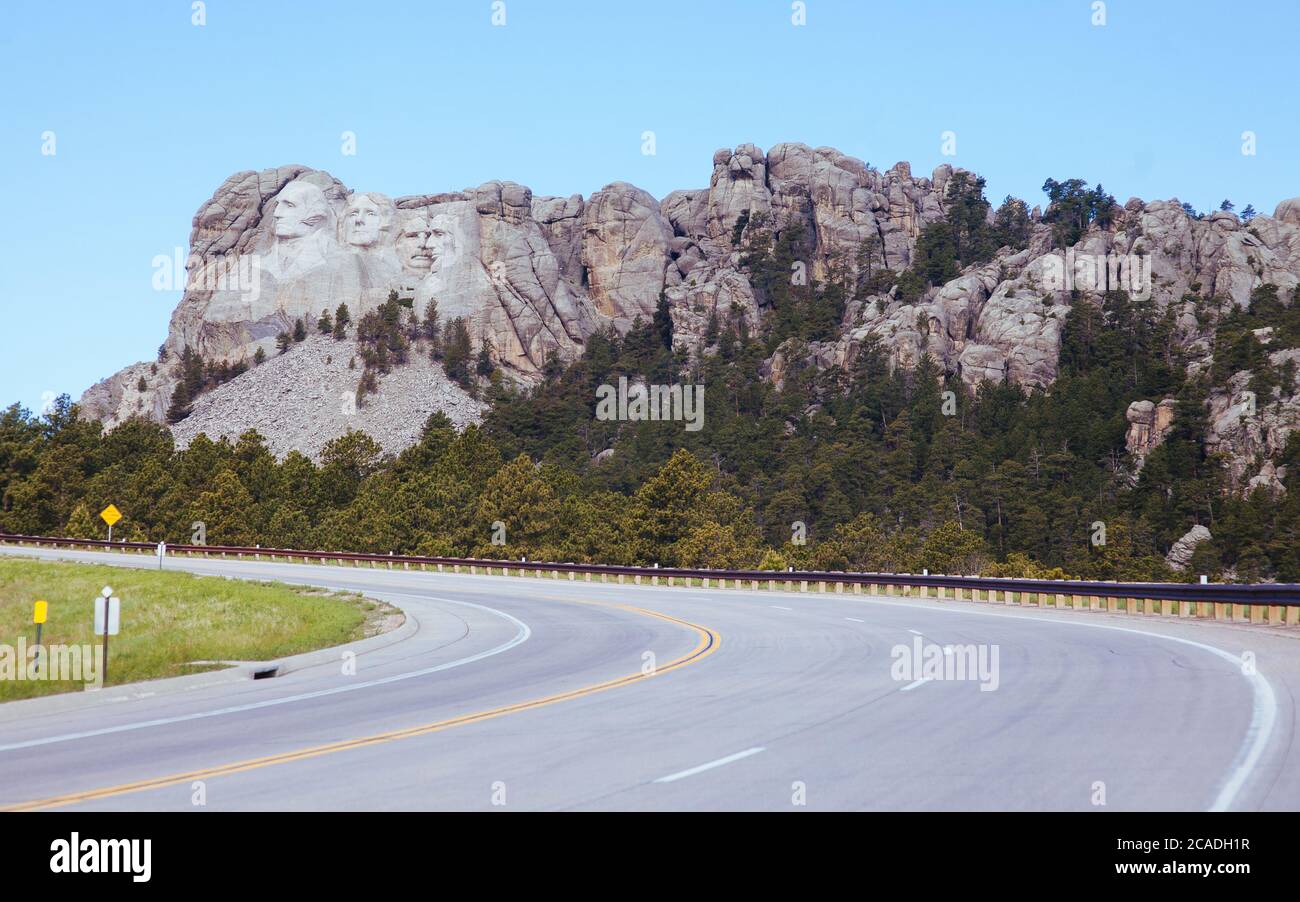 Mt. Rushmore e Iron Mountain Road Foto Stock