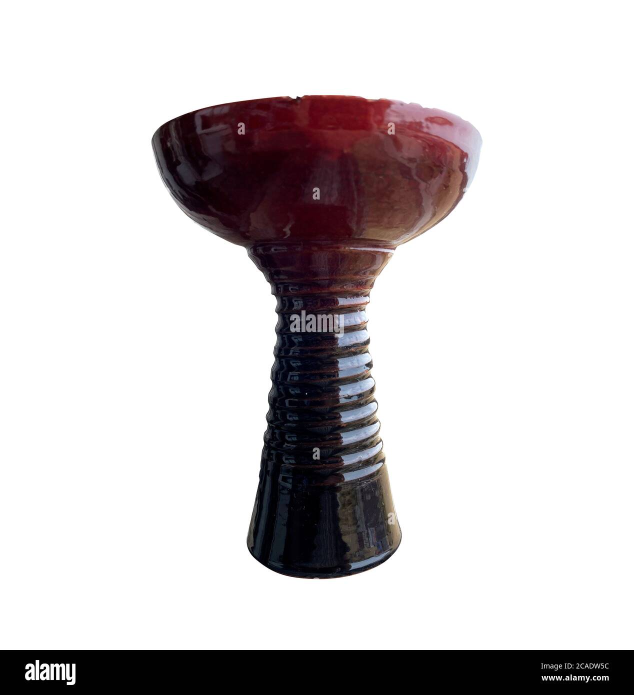 ciotola di argilla per fumare hookah su uno sfondo bianco isolato Foto Stock