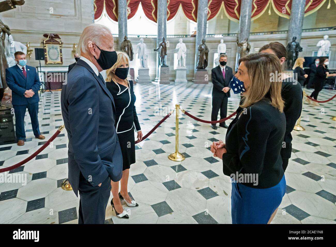 WASHINGTON DC, USA - 27 luglio 2020 - Joe Biden e Jill Biden si sono dati omaggio al compianto congressista John Lewis nel Campidoglio degli Stati Uniti, Washington, DC, Foto Stock