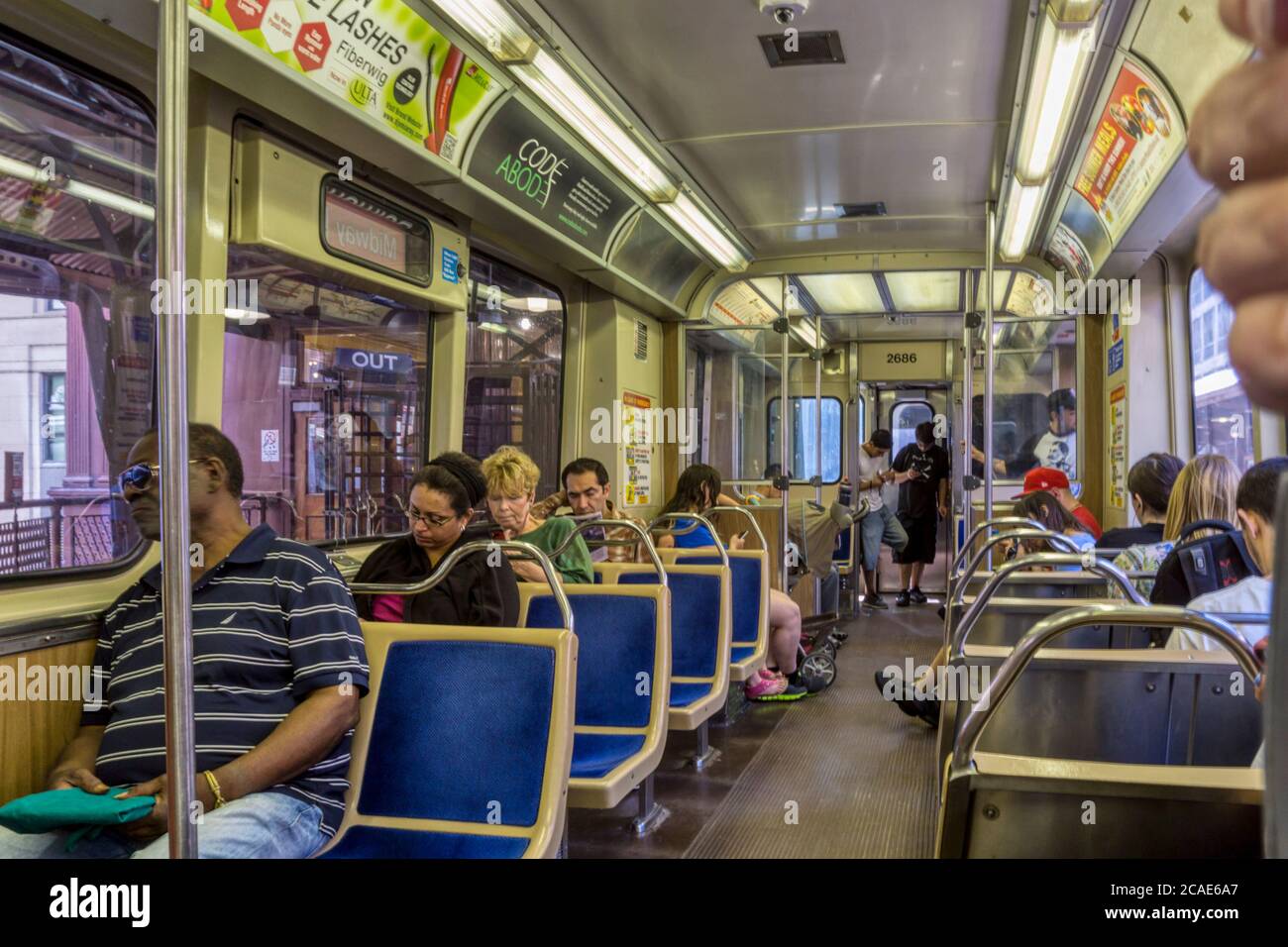 Passeggeri su un treno Chicago L Red Line. Foto Stock