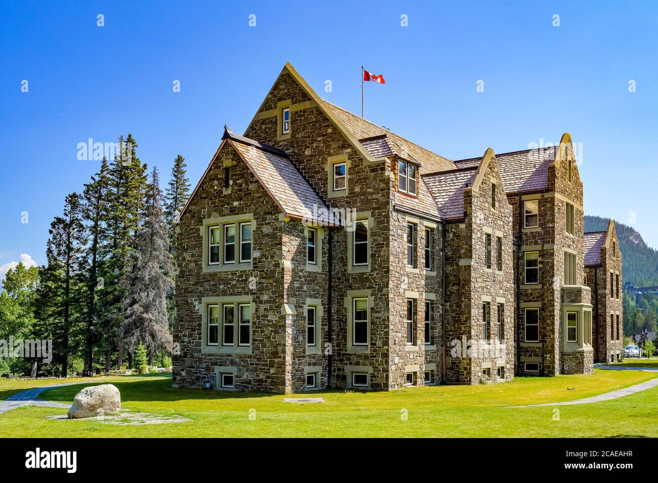 Banff National Park Administration Building, Banff National Park, Alberta Foto Stock