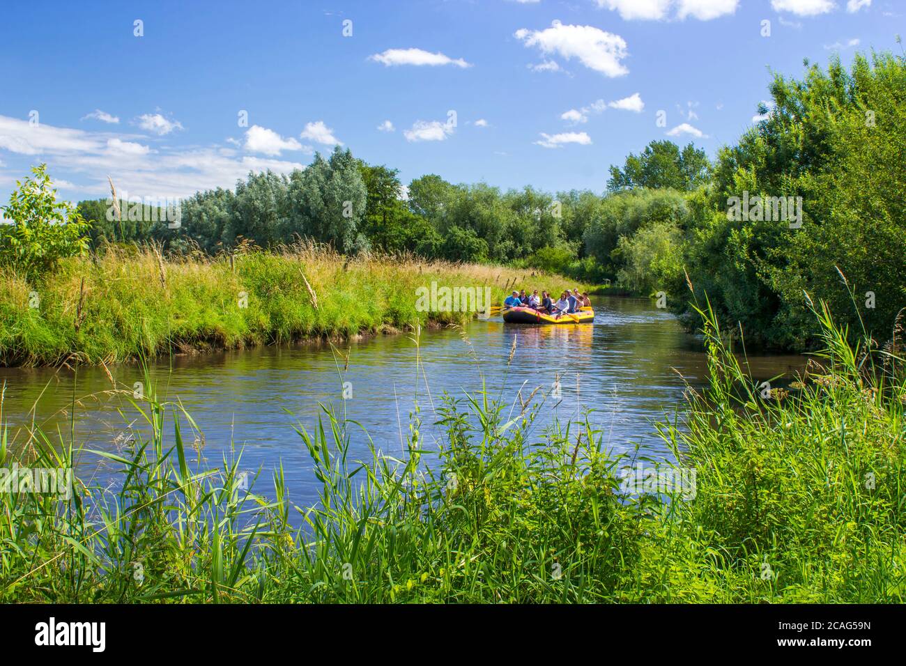 Fiume Niers vicino al villaggio di Wachtendonk nella regione del basso Reno, Renania, Nord Reno Westfalia, Germania Foto Stock