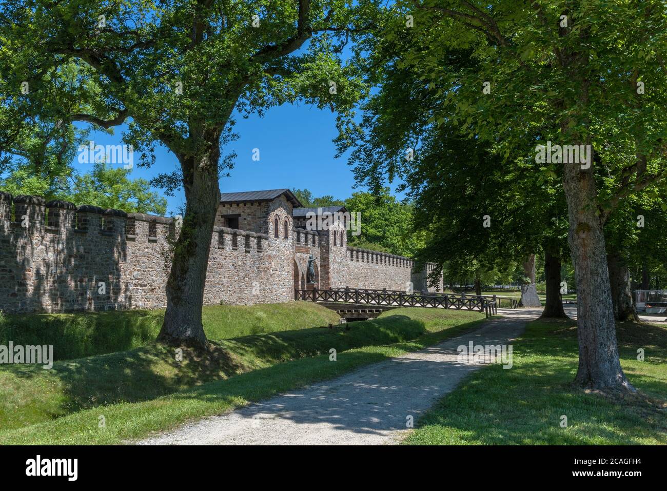 Ingresso principale del Castello Romano di Saalburg, Germania Foto Stock