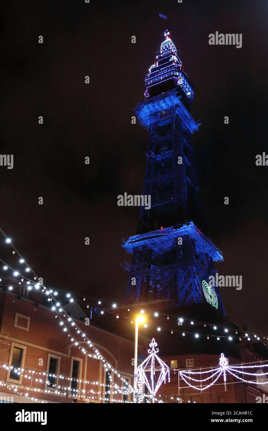 Luci della Blackpool Tower di notte Foto Stock