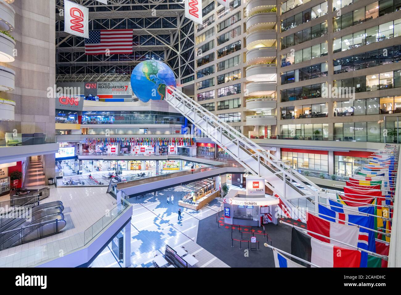 ATLANTA, Georgia - 25 gennaio 2018: CNN Center in Atlanta. L'edificio è la sede mondiale della CNN. Foto Stock