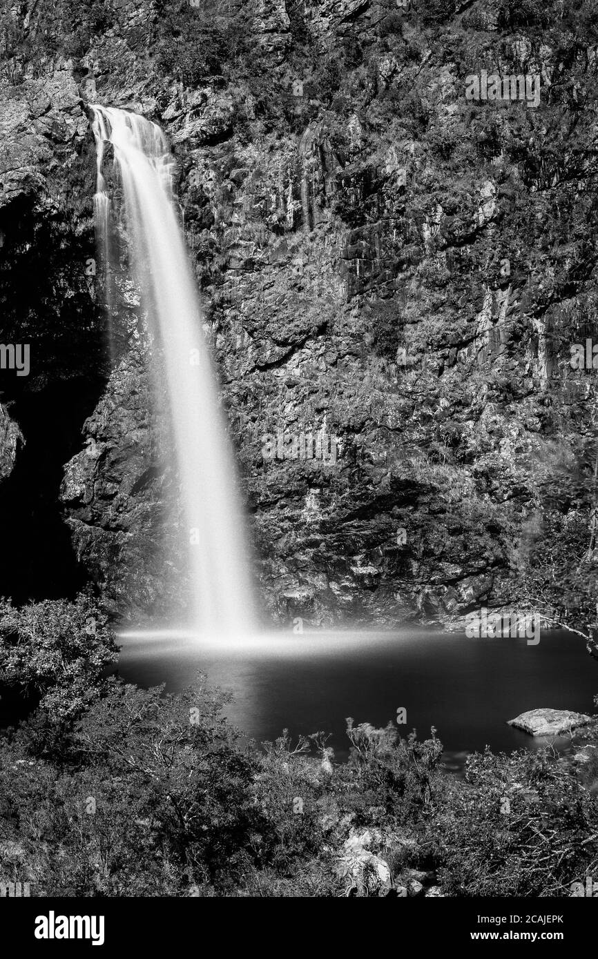 Cascata di Fundao - Parco Nazionale della Serra da Canastra - Brasile - Fotografia in bianco e nero Foto Stock