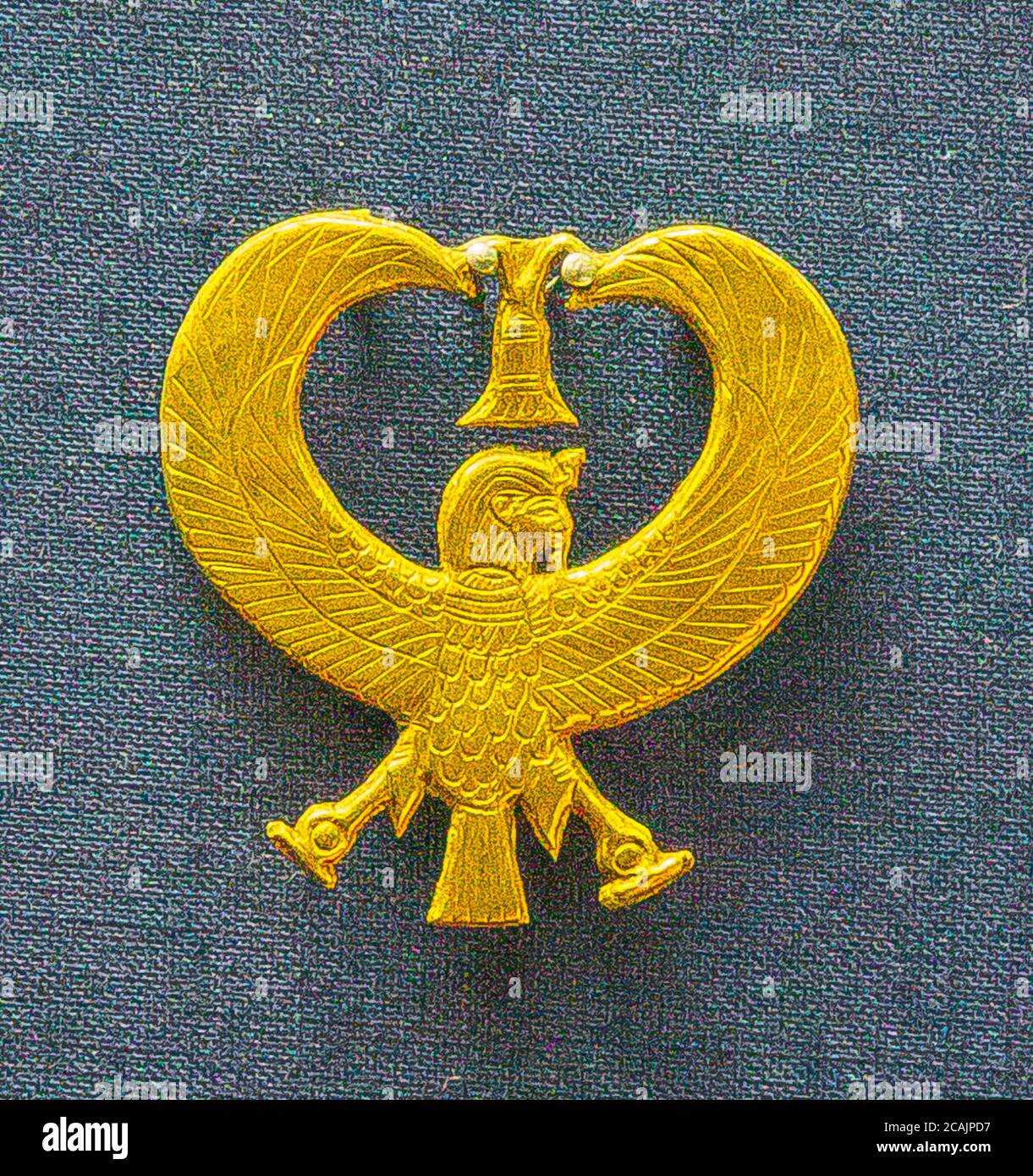 Egitto, Cairo, Museo Egizio, gioielli trovati nella necropoli reale di Tanis: Amulet del Ba Bird del re Psuvennes I. Foto Stock