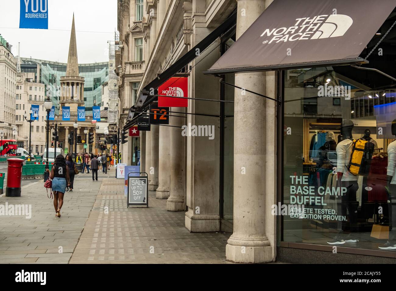 Londra- il negozio North Face su Regent Street, un marchio americano di  moda e attrezzature all'aperto Foto stock - Alamy