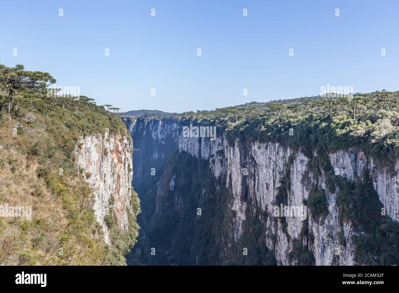 Veduta aerea del Canyon di Itaimbezinho, Cambara do sul, RS, Brasile Foto Stock