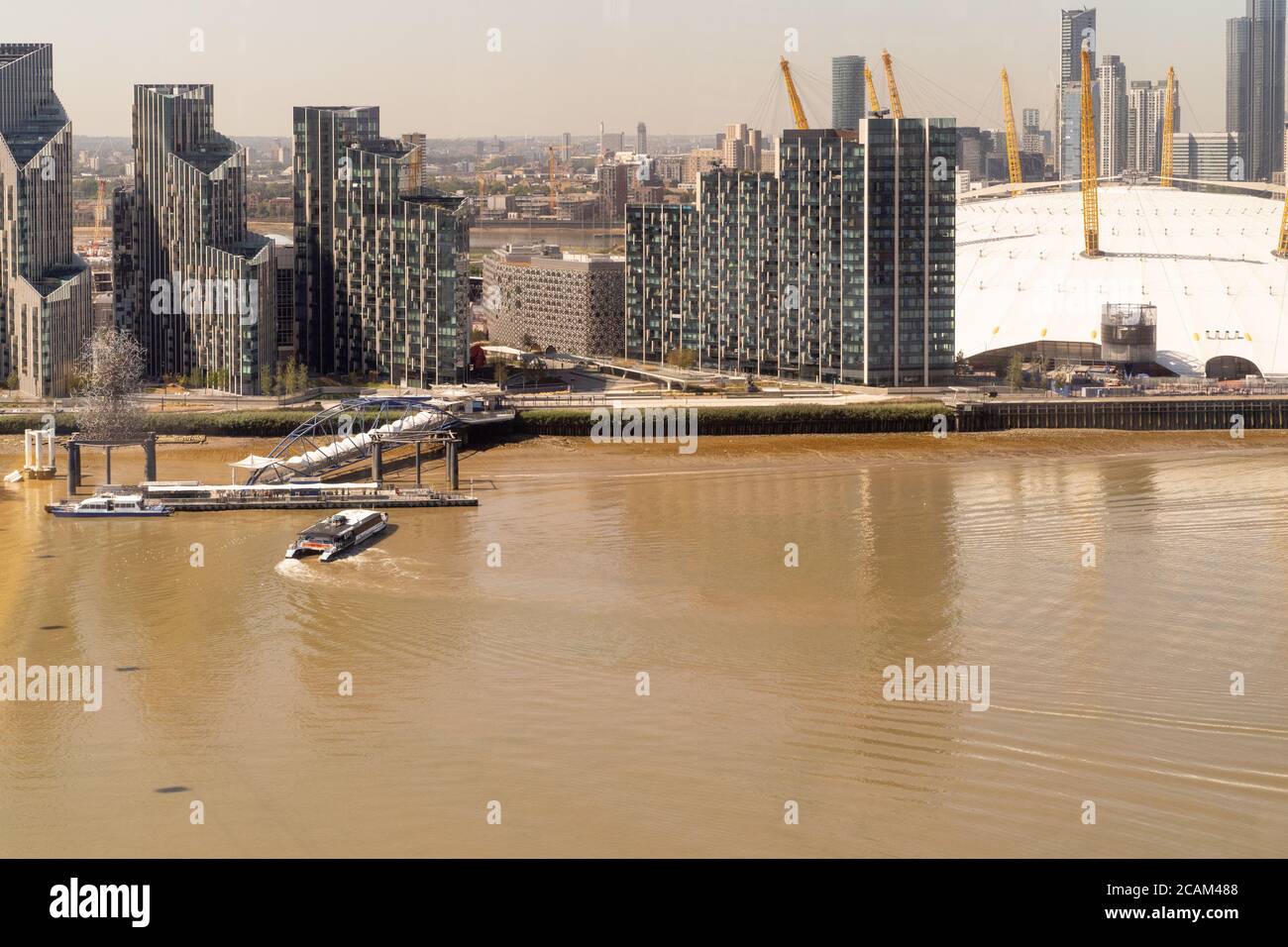 Uber Boat by Thames Clippers in servizio sul fiume tamigi Foto Stock