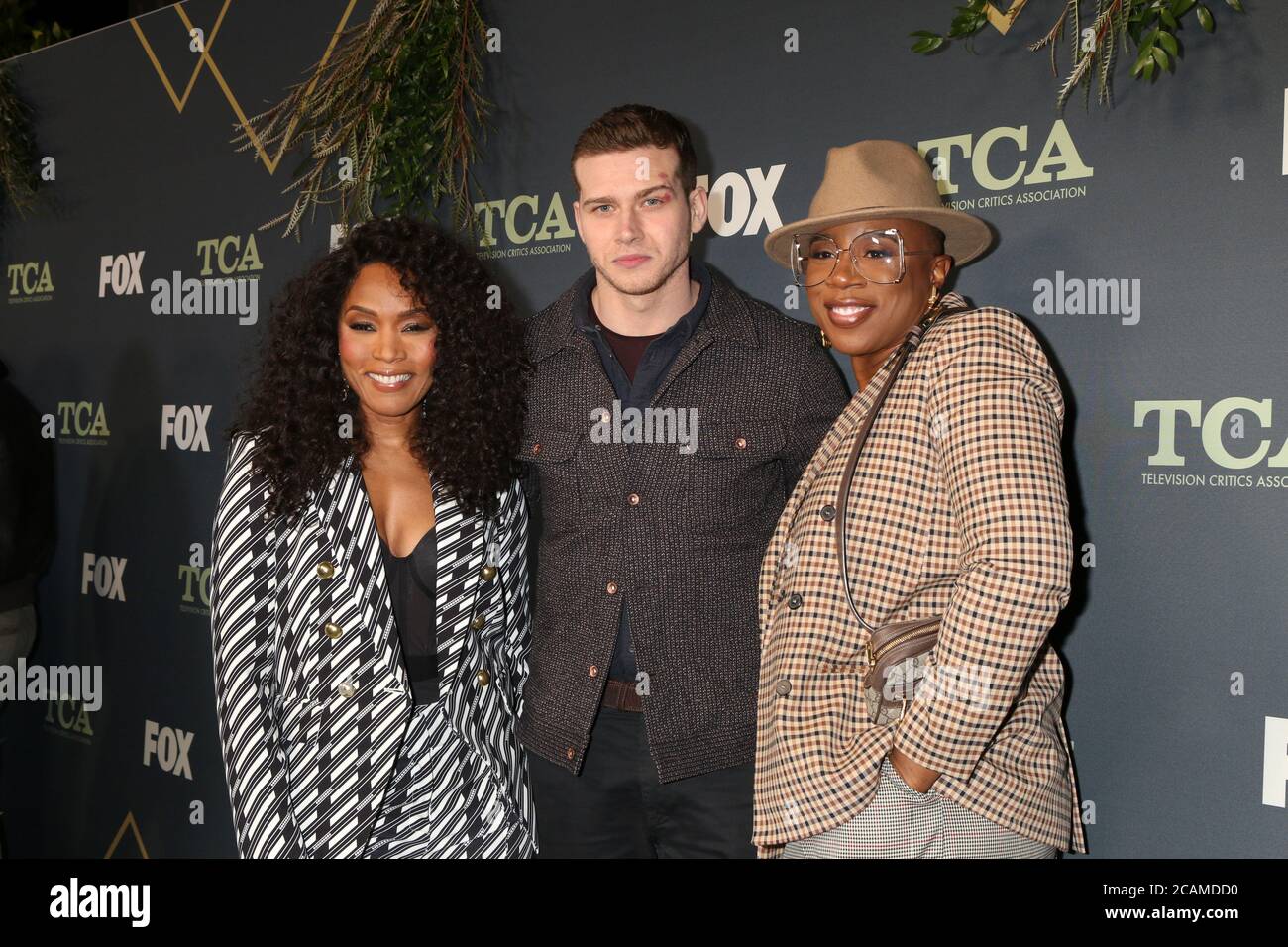 LOS ANGELES - 1 FEBBRAIO: Angela Bassett, Oliver Stark, Aisha Hinds al FOX TCA All-Star Party alla Fig House il 1 febbraio 2019 a Los Angeles, California Foto Stock