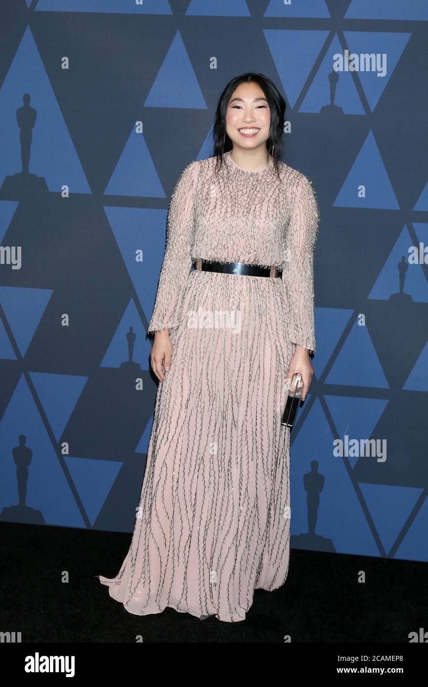 LOS ANGELES - OTT 27: Awkwafina al 27 ottobre 2019 a Los Angeles, California, all'undicesimo premio annuale dei Governatori al Dolby Theatre Foto Stock