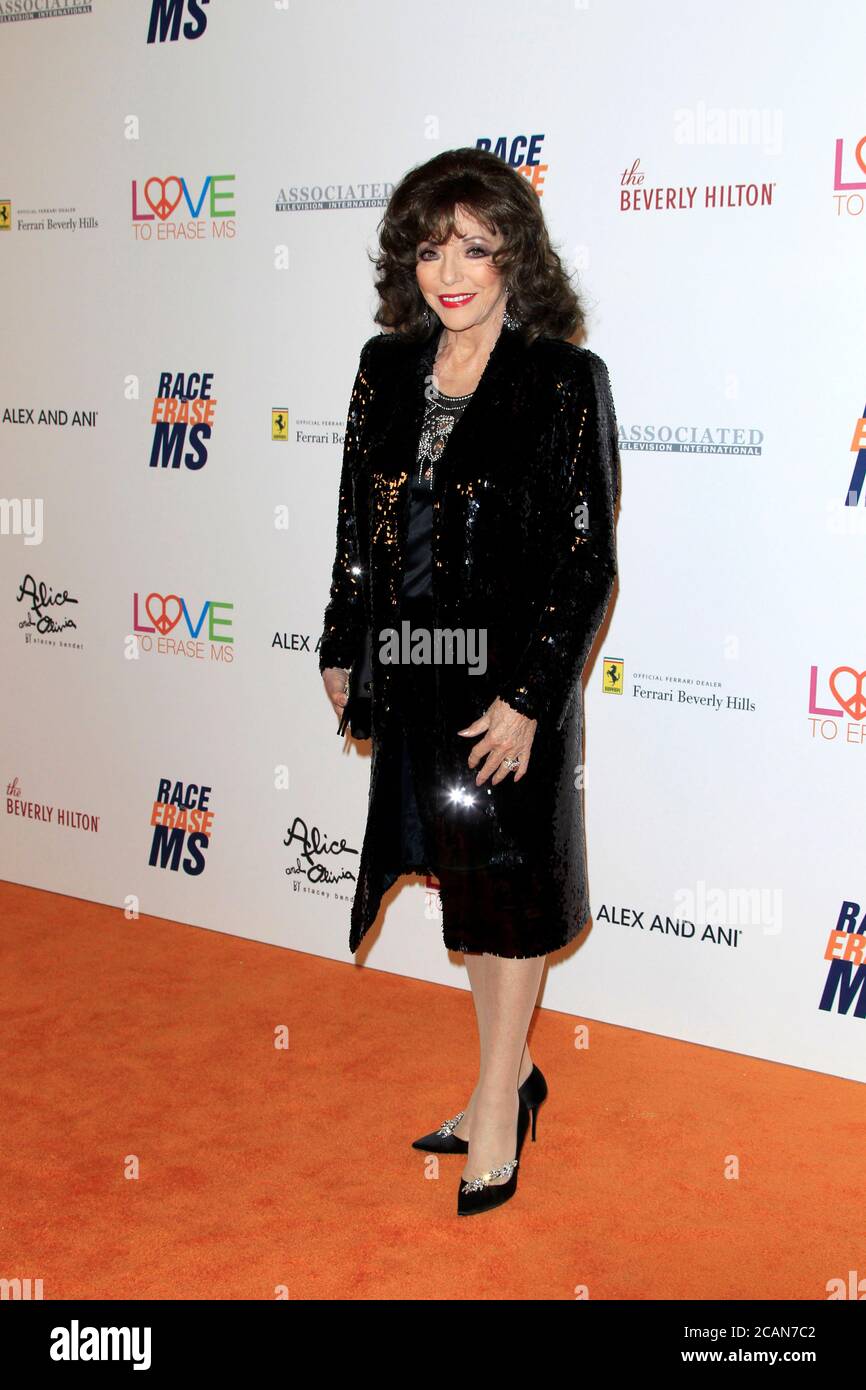 LOS ANGELES - Apr 20: Joan Collins alla 25esima gara annuale per cancellare MS Gala sul Beverly Hilton Hotel il 20 aprile 2018 a Beverly Hills, CA Foto Stock