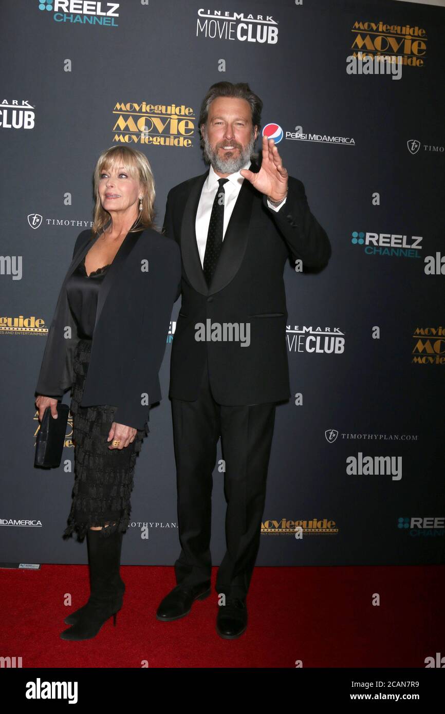 LOS ANGELES - 2 FEBBRAIO: Bo Derek, John Corbett al 26° Moviguide Awards all'Universal Hilton Hotel il 2 febbraio 2018 a Universal City, California Foto Stock