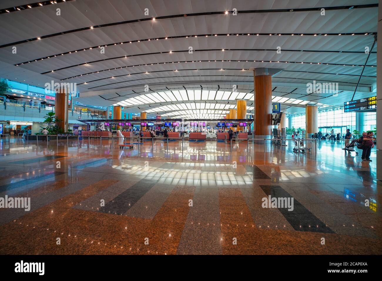 Banco check-in aeroporto Singapore Changi Airport 2019 Foto Stock