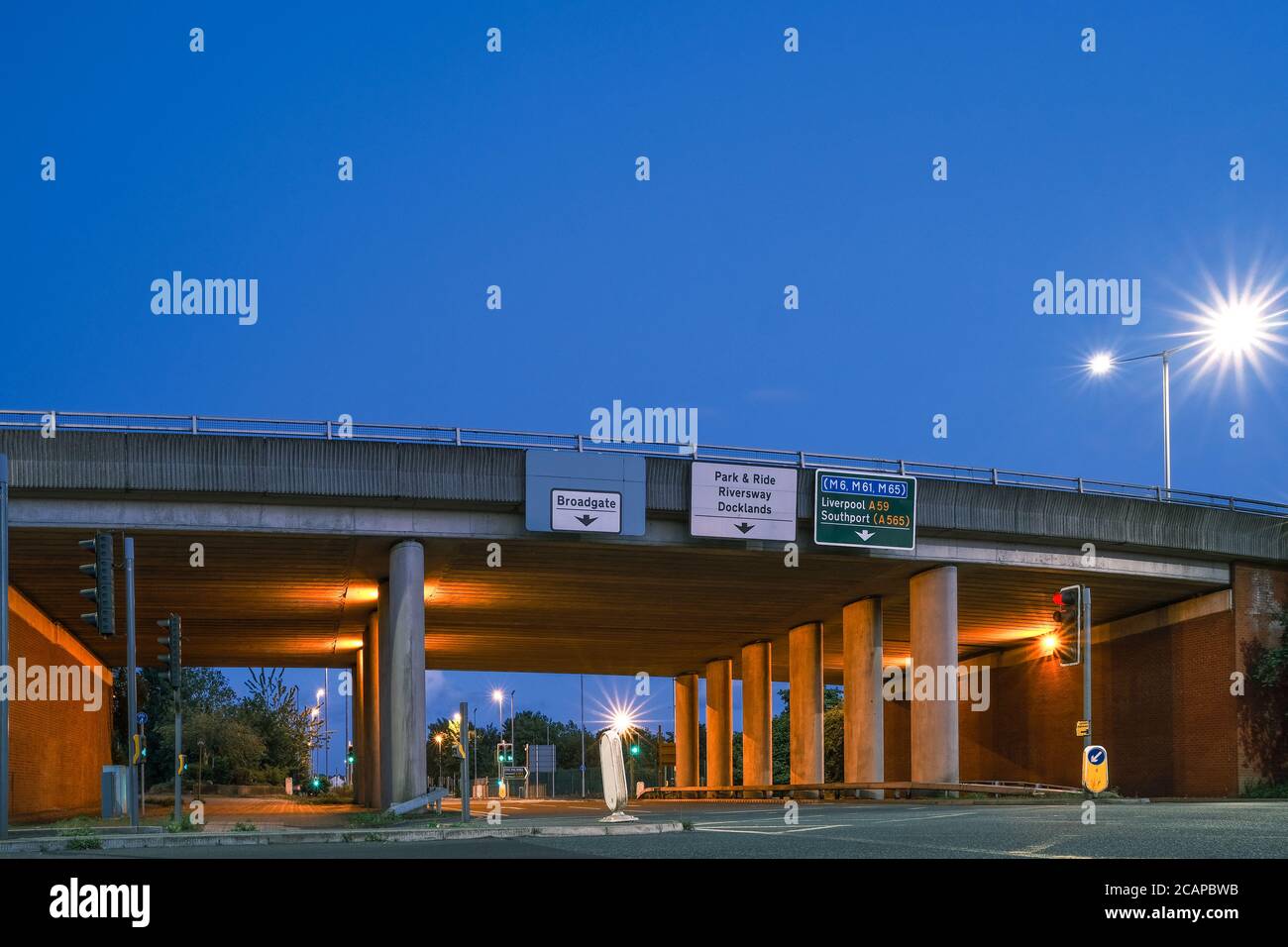 Tranquille strade Preston di notte Foto Stock