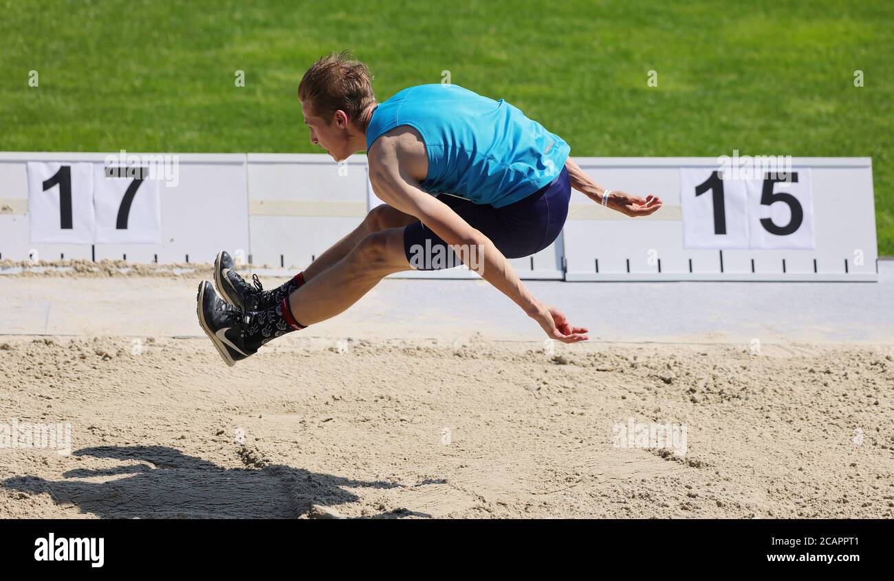 Firo: 08.08.2020, atletica, DM 2020, campionati tedeschi 2020, Braunschweig, triplice modalità di salto, Max HESS | utilizzo in tutto il mondo Foto Stock