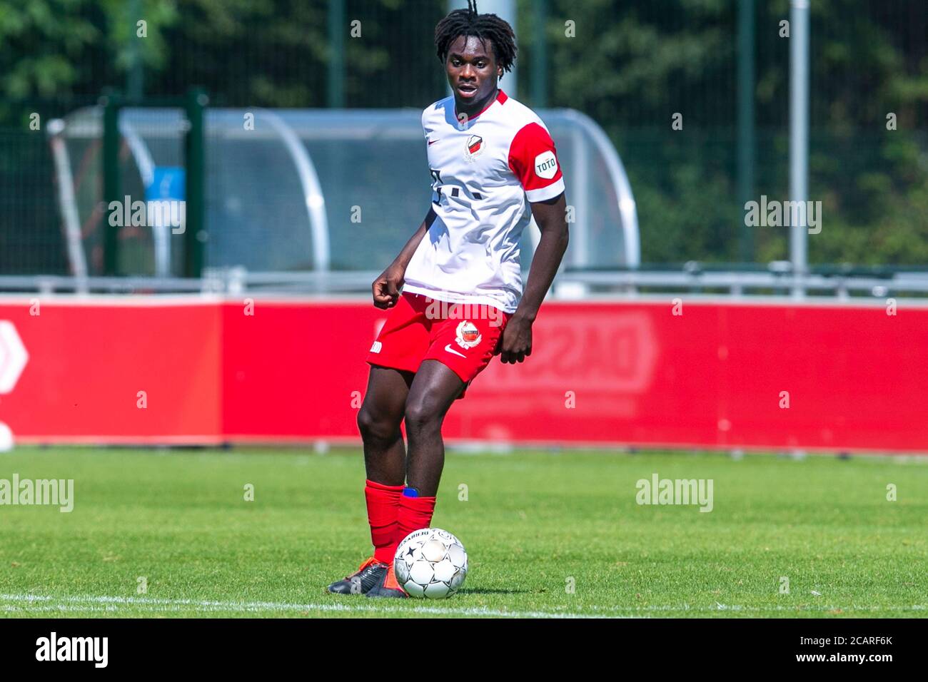 Utrecht, Paesi Bassi. 8 agosto 2020. UTRECHT, Sportcomplex Zoudenbalch, 08-08-2020, stagione 2020/2021, amichevole. Il giocatore di FC Utrecht Christopher Mamengi durante la partita Utrecht - Passi pure Aquile Credit: Pro Shots/Alamy Live News Foto Stock