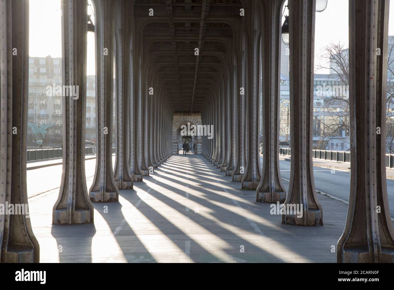 Archi del ponte Bir-Hakeim; Parigi; Francia Foto Stock