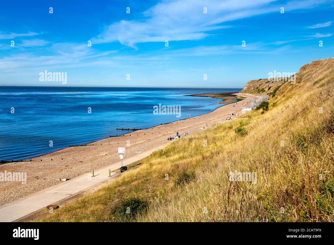 Spiaggia di sabbia lungo la Saxon Shore Way a Beltinge Bay, Kent, Regno Unito Foto Stock