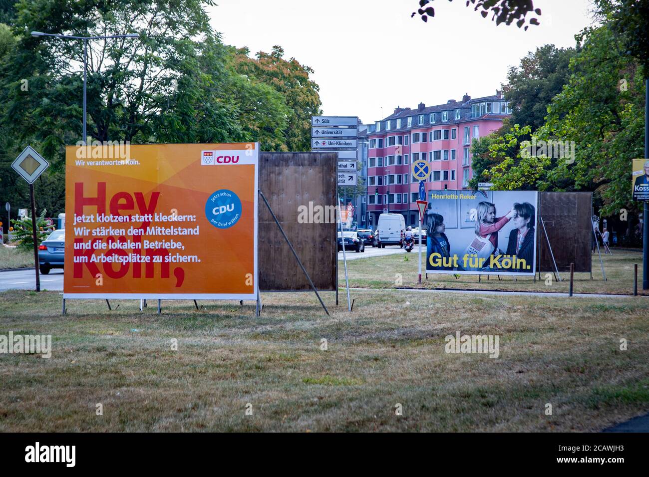 Colonia, NRW, Germania 08 08 2020, manifesti elettorali all'innerer Kanalstrasse a Colonia, politico Foto Stock