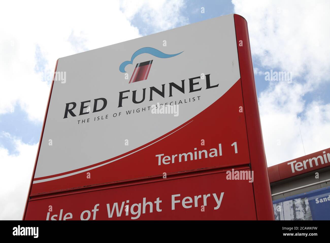 Red Funnel Terminal 1, terminal dei traghetti dell'Isola di Wight, Town Quay, Southampton, Inghilterra, Regno Unito, agosto 2020 Foto Stock