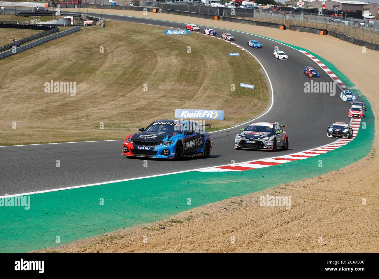 West Kingsdown, Kent, Regno Unito. 09 agosto 2020. Kwik Fit British Touring Car Championship, Race Day; Colin Turkington nella sua squadra BMW 330i M Sport che guida la gara durante il round 5 Credit: Action Plus Sports Images/Alamy Live News Foto Stock