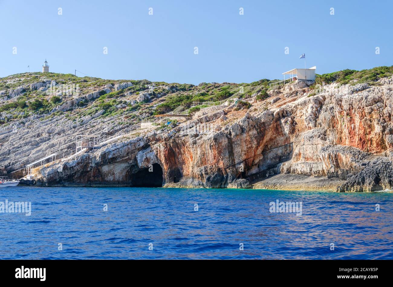 Faro di Skinari a nord dell'isola di Zante sul Mar Ionio, Grecia. Foto Stock