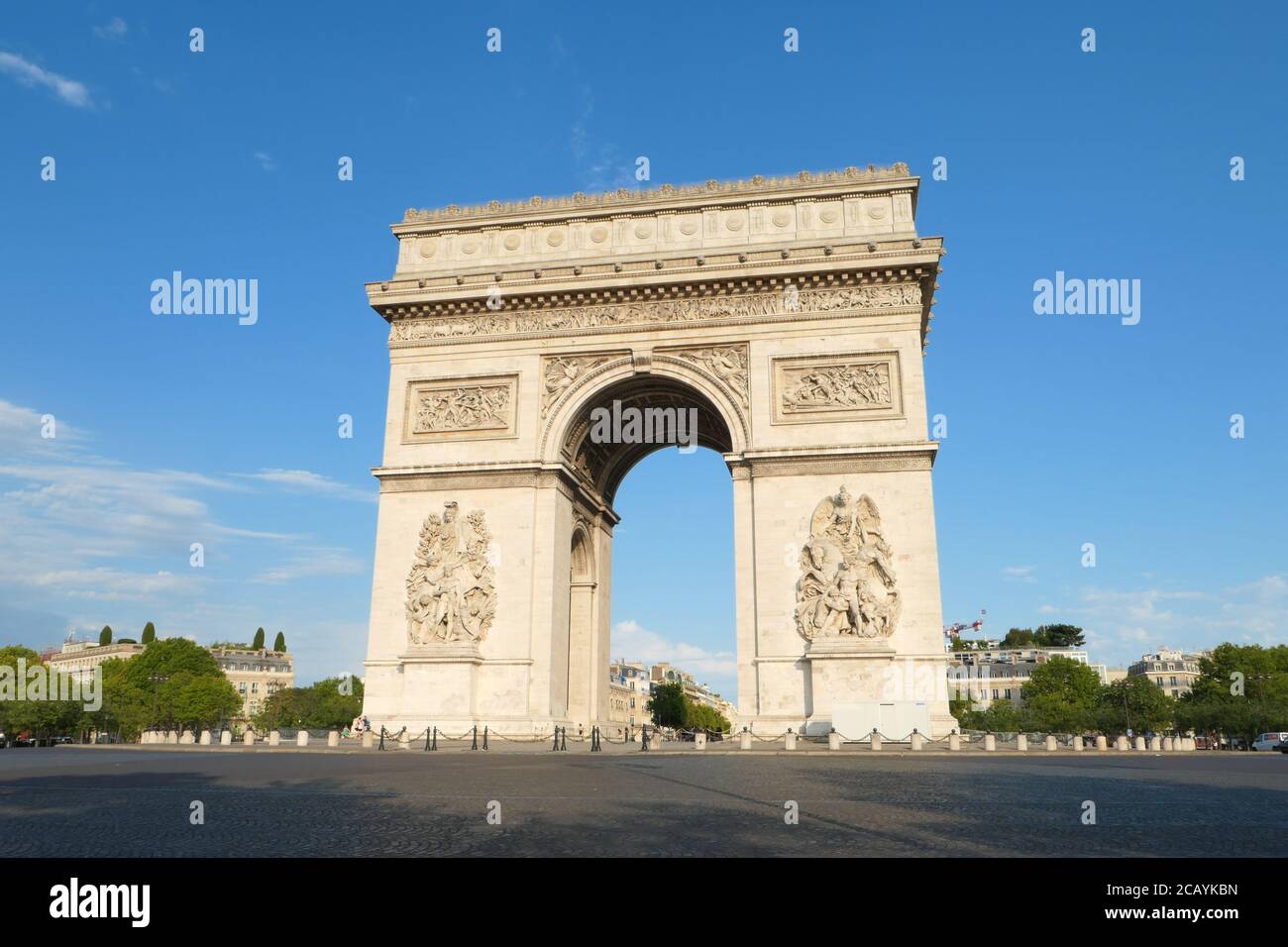 Parigi, Francia. Agosto 08. 2020. Monumento storico. Vista dell'arco trionfale. Posizione turistica. Foto Stock