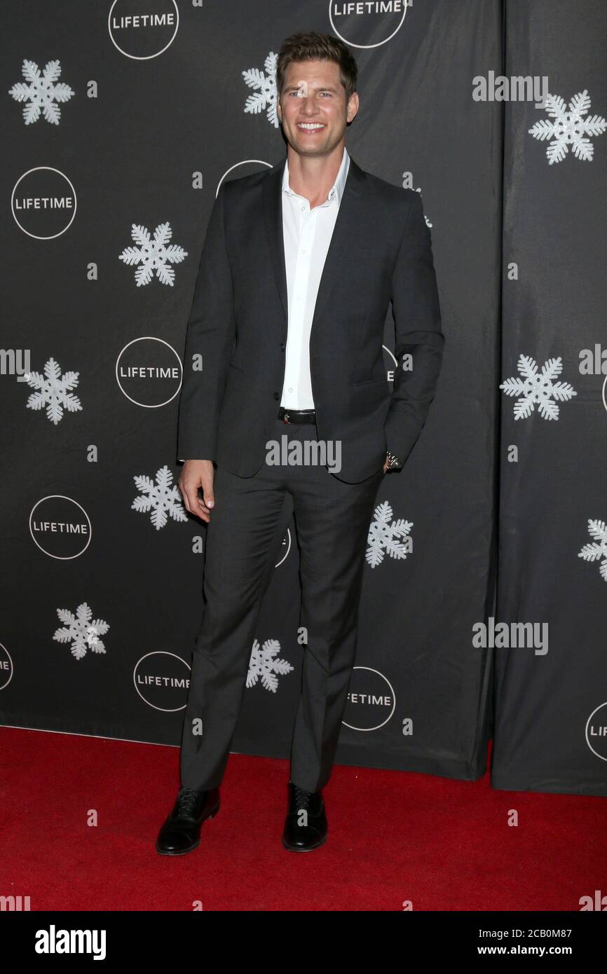 LOS ANGELES - OTT 22: Ryan McPartlin al 'IT's A wonderful Lifetime' Holiday Party al STK Los Angeles il 22 ottobre 2019 a Westwood, California Foto Stock