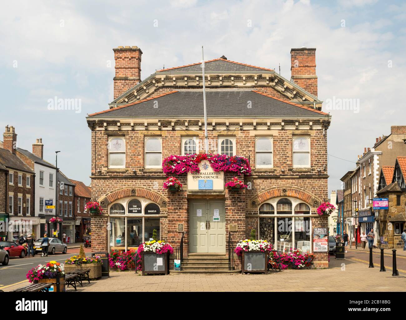 Northallerton Town Hall, un edificio del XIX secolo nel North Yorkshire, Inghilterra, Regno Unito Foto Stock