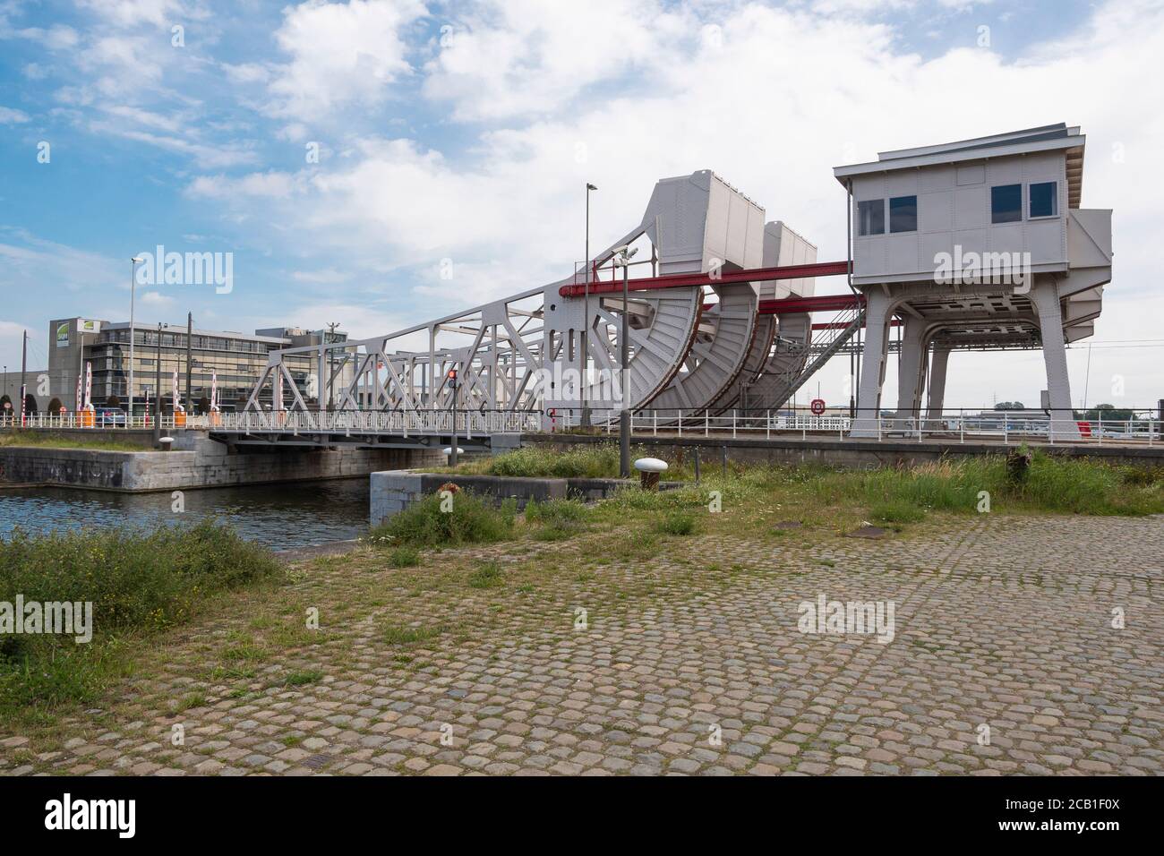 Anversa, Belgio, 19 luglio 2020, il Mexicobrug è un ponte nella zona portuale di Anversa, sulla riva destra dello Schelda Foto Stock