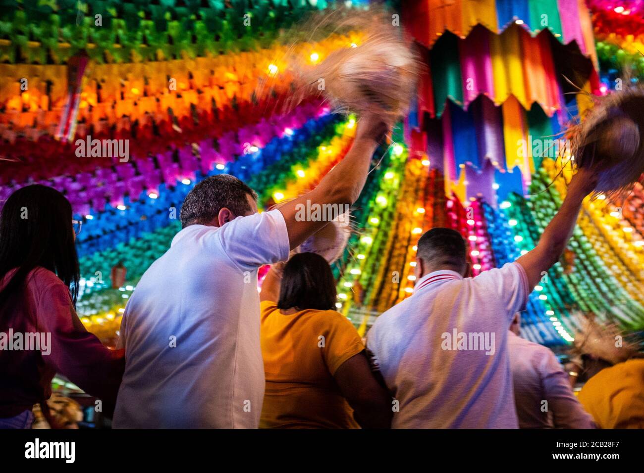 Festa tradizionale con sfondo colorato Foto Stock