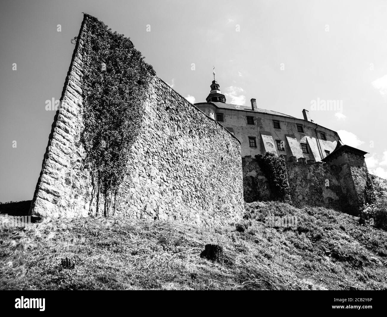 Castello Rinascimentale Castello gotico rinascimentale Foto e Immagini Stock in Bianco e Nero ...