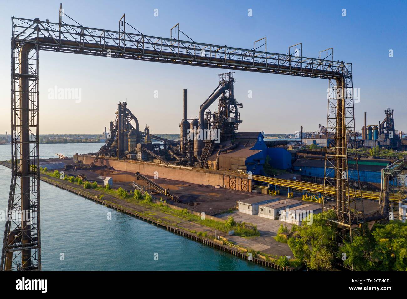 River Rouge, Michigan - la acciaieria degli Stati Uniti sull'isola di Zug, parte della Great Lakes Works dell'azienda che è in fase di chiusura. Una volta il mil Foto Stock
