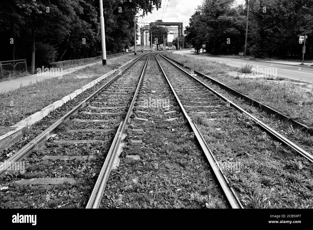 Bella vista sulla parte delle piste del tram. Gdansk Brzezno, Polonia. Foto Stock