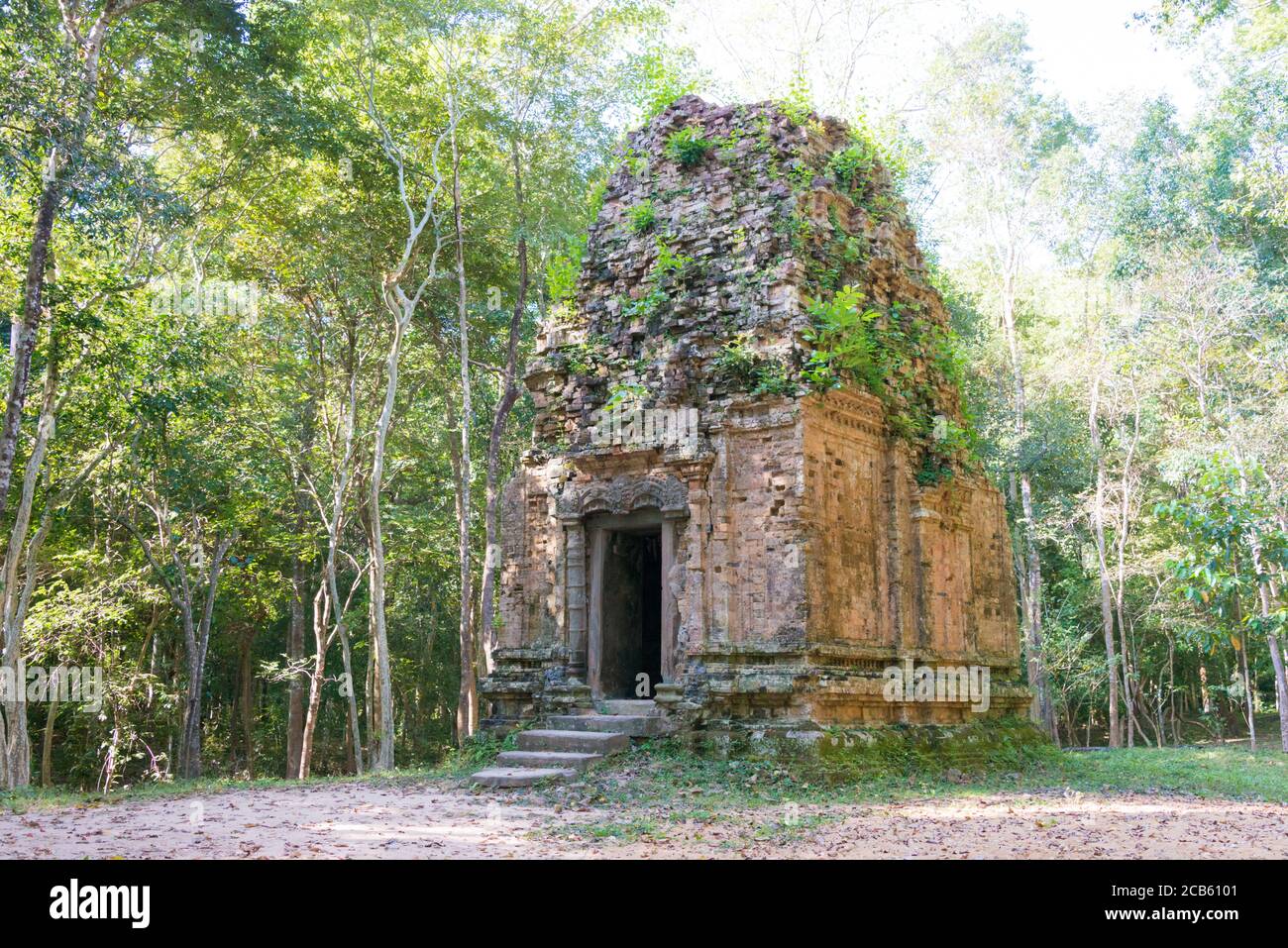 Kampong Thom, Cambogia - Sambor Prei Kuk a Kampong Thom, Cambogia. Fa parte della zona dei Templi di Sambor Prei Kuk, Patrimonio dell'Umanità. Foto Stock