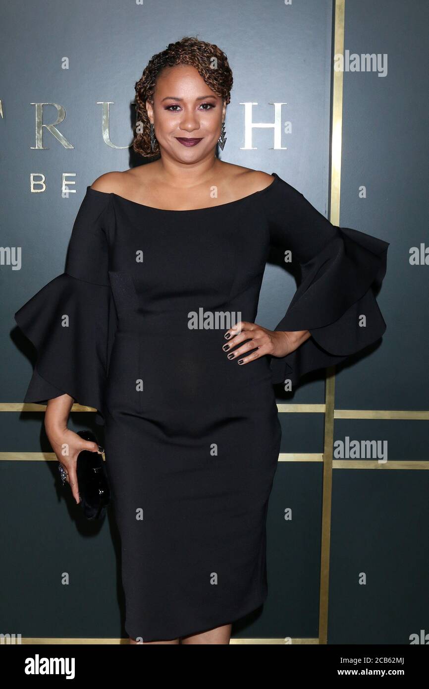 LOS ANGELES - NOV 11: Tracie Thoms al primo Screening 'Truth Be Tolda' al Teatro Samuel Goldwyn il 11 novembre 2019 a Beverly Hills, CA Foto Stock