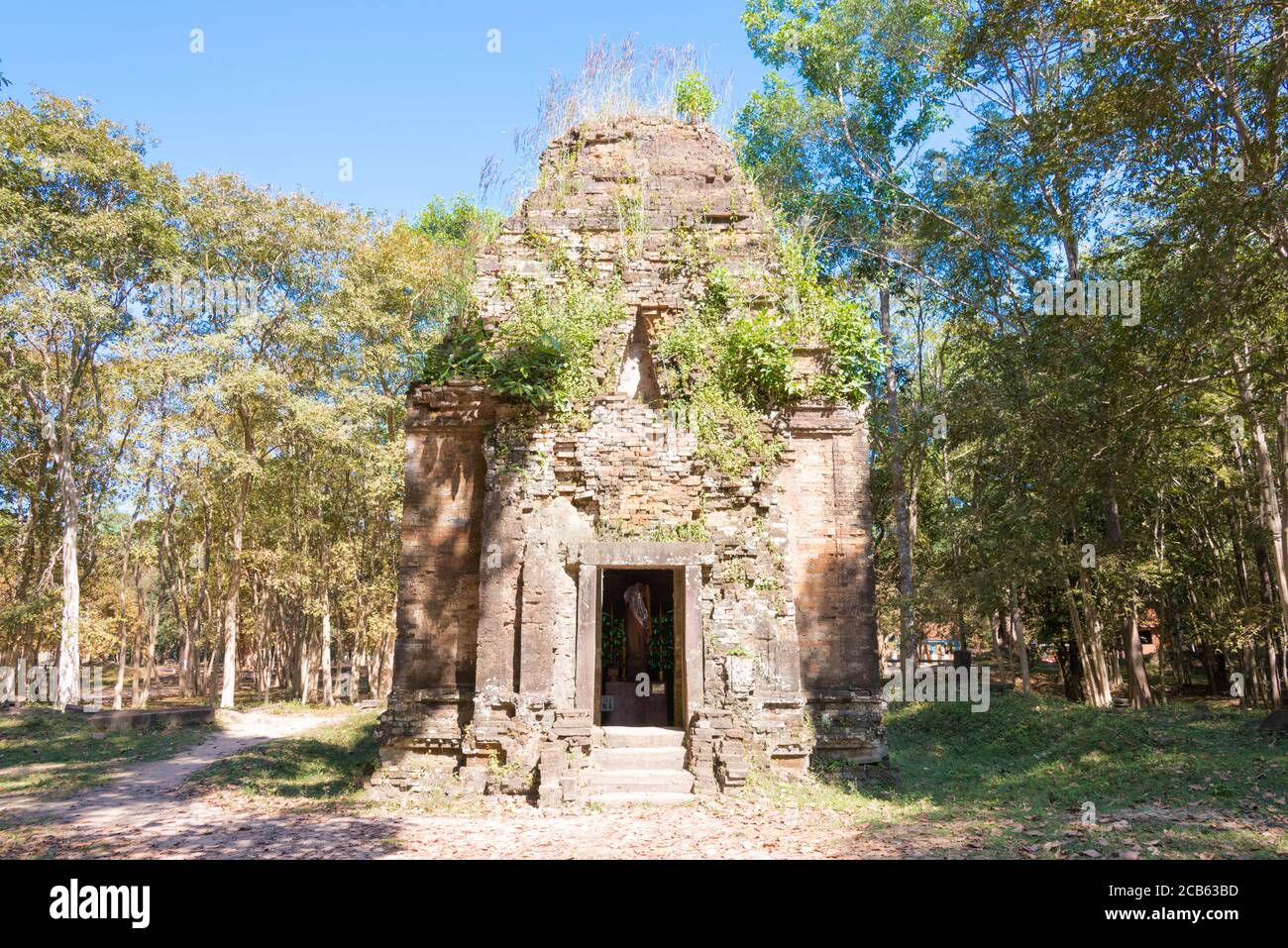 Kampong Thom, Cambogia - Sambor Prei Kuk a Kampong Thom, Cambogia. Fa parte della zona dei Templi di Sambor Prei Kuk, Patrimonio dell'Umanità. Foto Stock