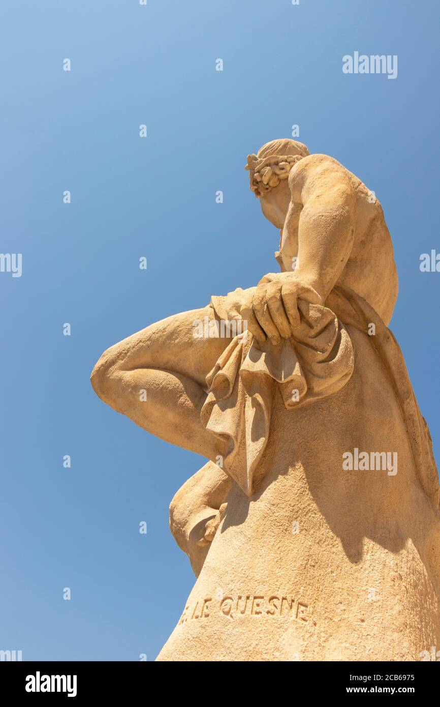 Statua fuori dal castello d'eau nel Palais Longchamp Marseille Francia Foto Stock