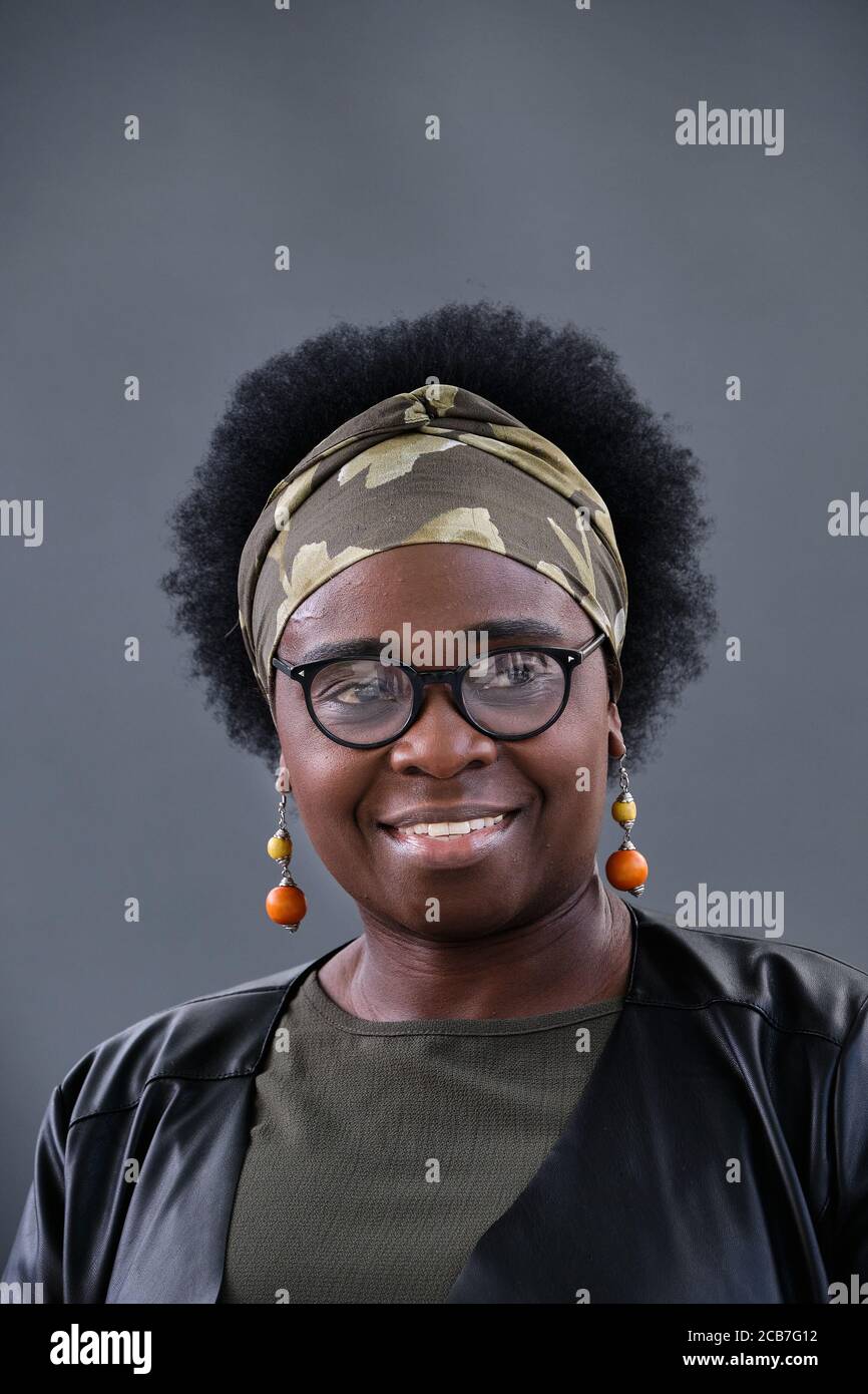 Jennifer Nansubuga, scrittore e romanziere ugandese, partecipa a un Fotocellula durante l'Edinburgh International Book Festival 2018 Foto Stock