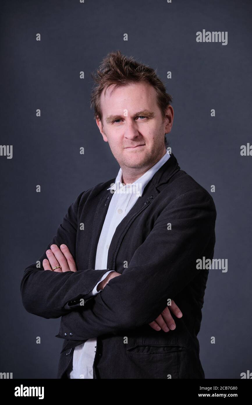 L'autore ed il giornalista britannico Andrew Wilson assiste ad una fotocall durante L'annuale Edinburgh International Book Festival 2018 Foto Stock