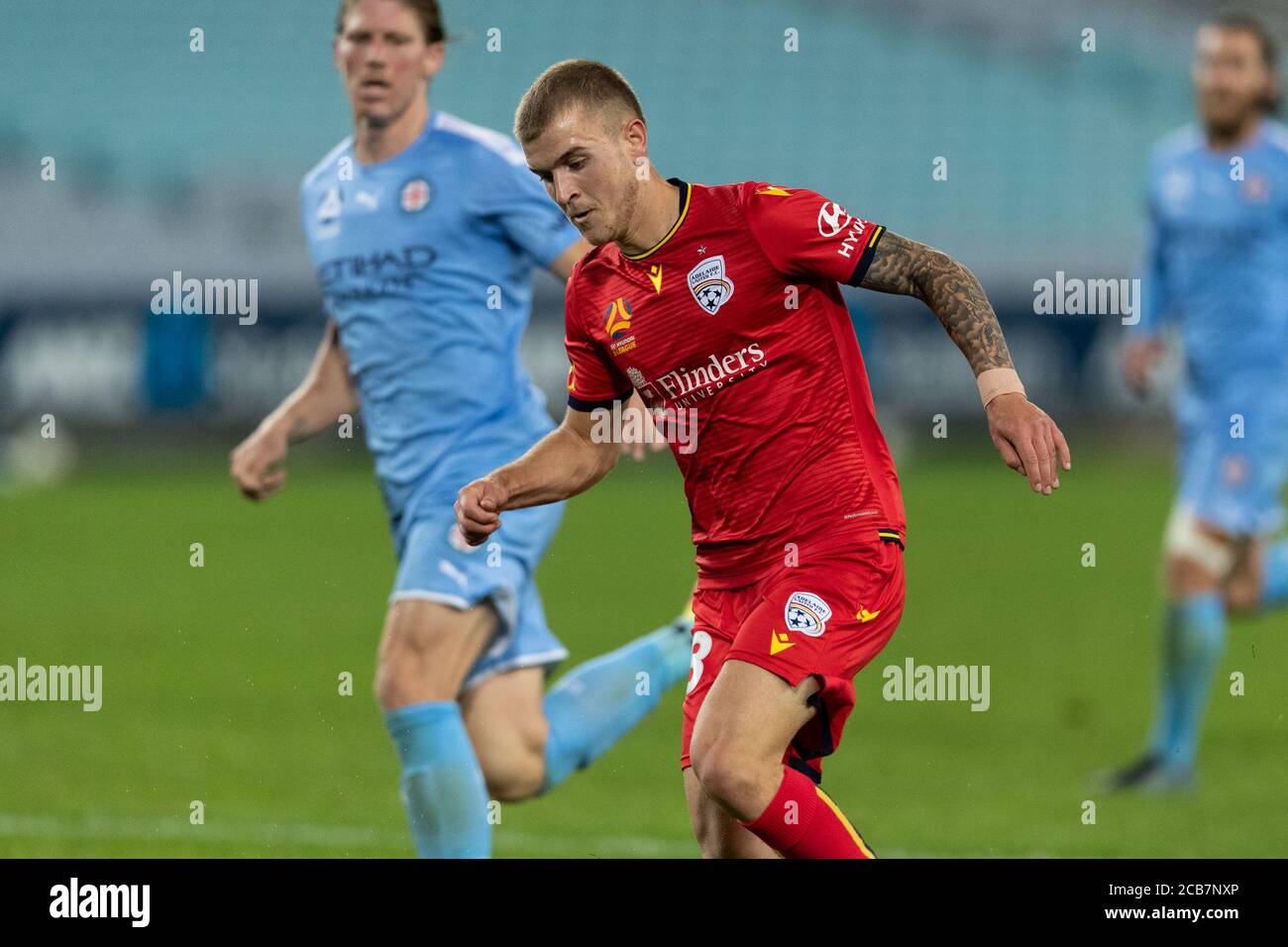 Sydney, Australia. 11 Agosto 2020. Adelaide United Midfielder Riley McGree (8) durante la partita della Hyundai A League tra Melbourne City e Adelaide United all'ANZ Stadium di Sydney, Australia, il 11 agosto 2020. Foto di Peter Dovgan. Solo per uso editoriale, è richiesta una licenza per uso commerciale. Nessun utilizzo nelle scommesse, nei giochi o nelle pubblicazioni di un singolo club/campionato/giocatore. Credit: UK Sports Pics Ltd/Alamy Live News Foto Stock