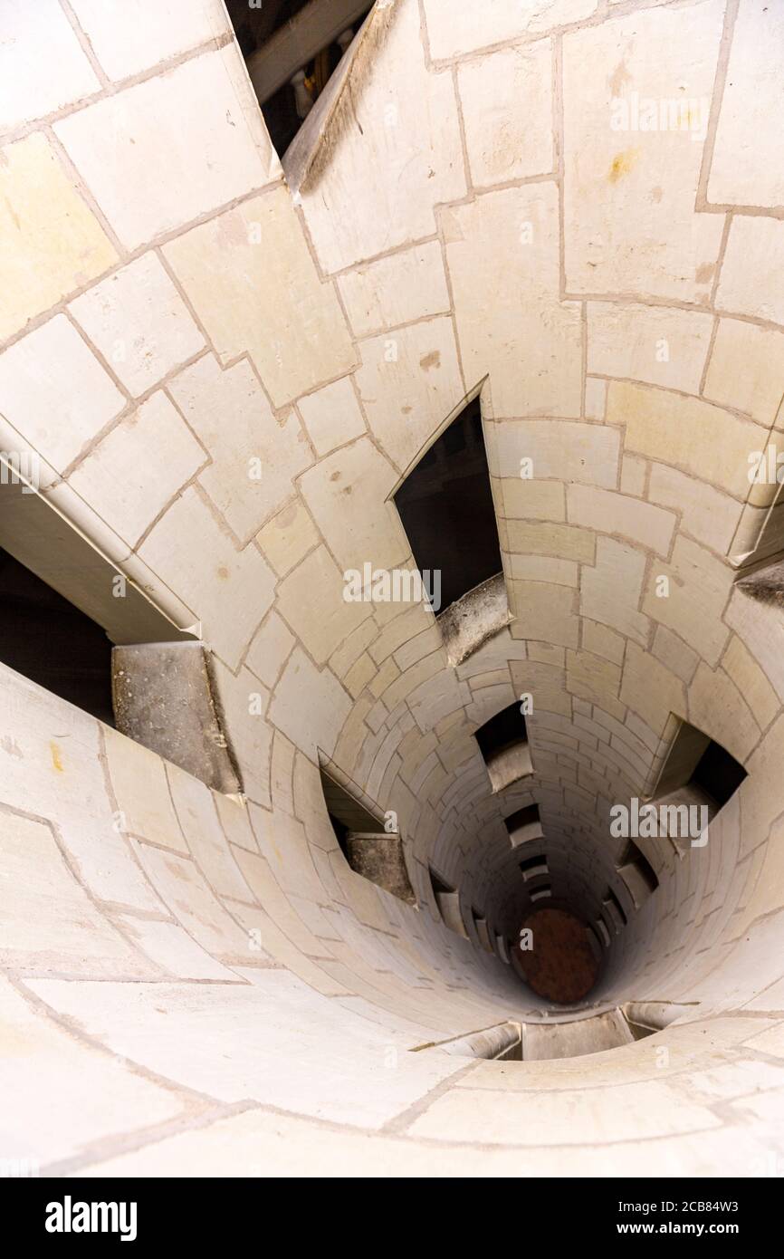 Scala a chiocciola a doppia elica, Château de Chambord, Chambord, Loir-et-Cher, Francia, Foto Stock